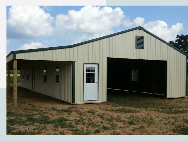 Строительство конюшен в Новошахтинске