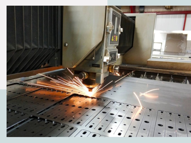 Лазерная резка металла в Новошахтинске от 625 руб.